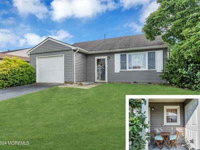 17 Buckingham Drive N