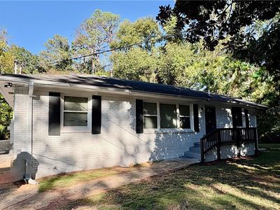 79 Howell Dr SW