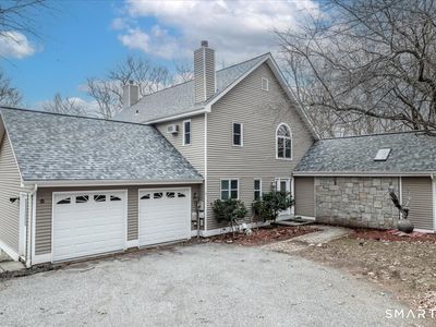 8 Pebble Lane