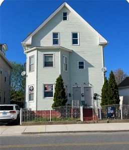 499 Potters Ave