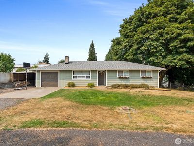 310 E Cedarcrest Court