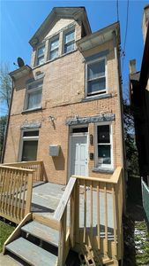 431 Ella St