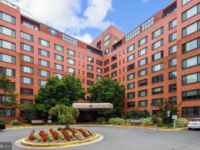 1021 Arlington Blvd APT 1125