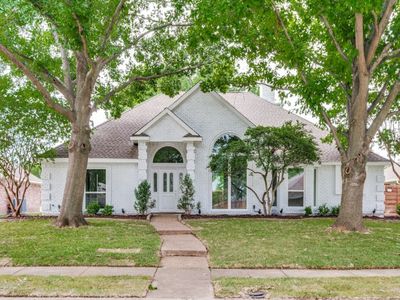 4312 Avonshire Ln