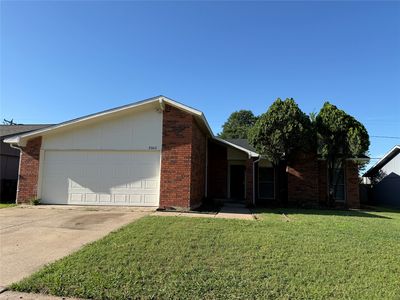 7002 Forestview Dr
