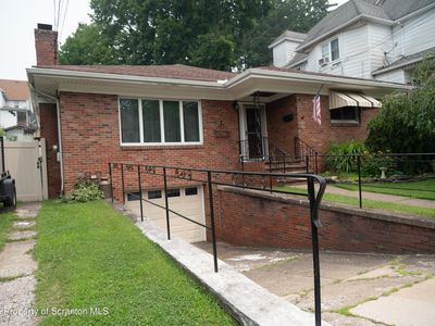 114 Broad St