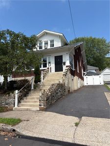 7 E Plainfield Ave