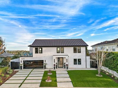 24452 Los Serranos Dr