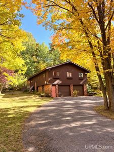 5 Sandy Dr
