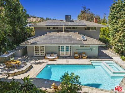 Property at 3527 Alana Dr, Sherman Oaks, CA