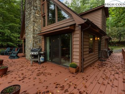 431 Roaring Ridge Road