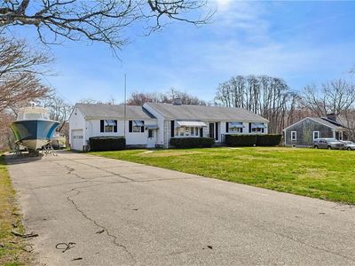 10 Brayton Rd