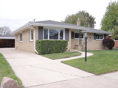 56 Illinois STREET