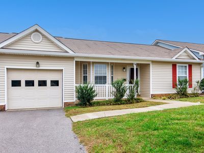 77 Rolling Meadows Dr
