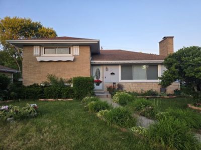 2321 Walnut St