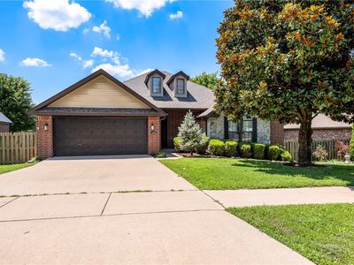 1989 N Batsford Dr