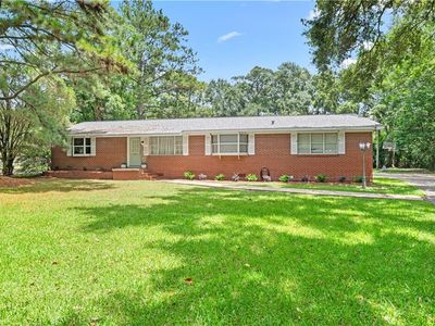 5227 Santos Dr E