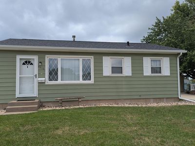 3010 Greenbrier Dr