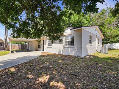 1729 Flores Ct