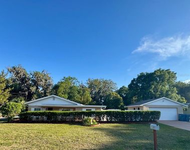 910 W French Ave