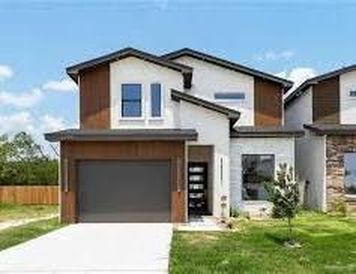 2705 E Solar Dr