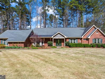 146 N Lakeside Dr NW