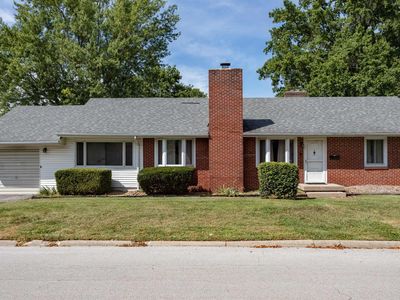 1400 El Prado Ave