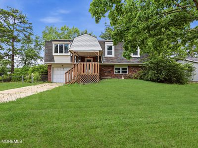 3 Cherokee Drive