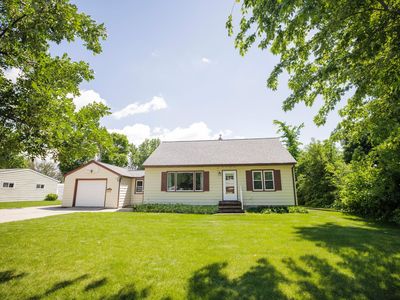 Property at 1006 Poughkeepsie Ave, Morris, MN