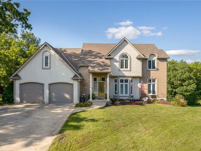 22710 E Hampton Ct