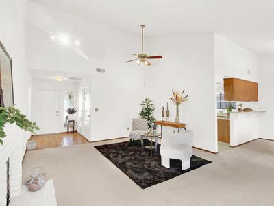 2204 Camborne Dr