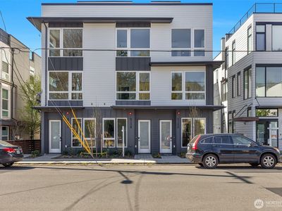 6727 Carleton Avenue S #B