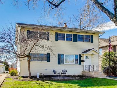 798 S Linden Ave