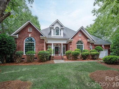 313 Tally Ho Dr