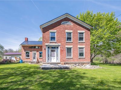 Property at 1694 Payne Rd, Farmington, NY