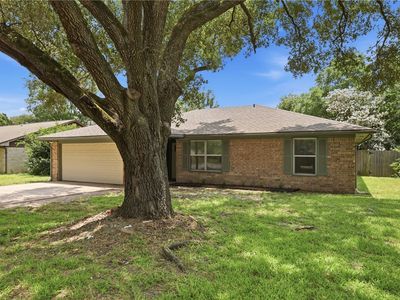 1504 Austin Ave