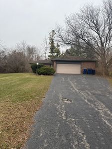 39W607 Hemlock Dr