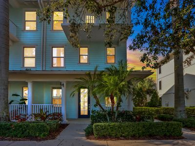 3352 W Mallory Boulevard