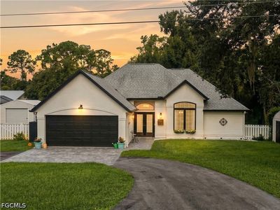 Property at 1090 Woods Dr, Labelle, FL