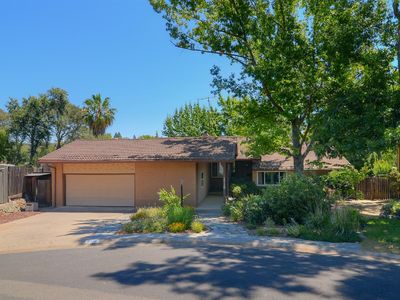 2718 King George Ct