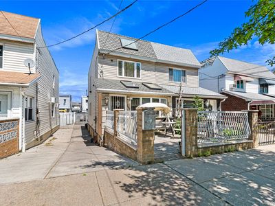 2049 E 71st Street