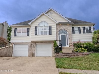 275 Grand Central Dr