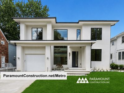 Metro - Glass Stair Tower, Clean-Lined Stucco Plan, PCI - 22180