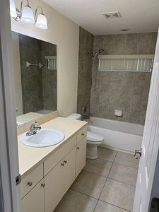 2008 Umbrella Tree Dr