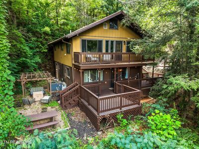 Property at 552 Galloway Ln, Gatlinburg, TN