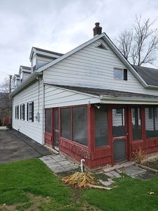 16 Pine St