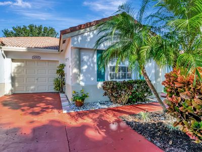 6065 Petunia Road