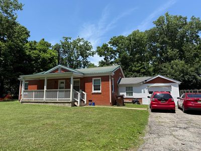 110 Calumet Ter