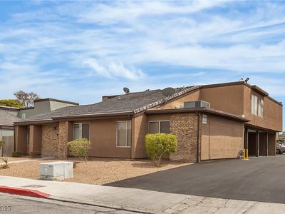 1467 Hialeah Dr APT D