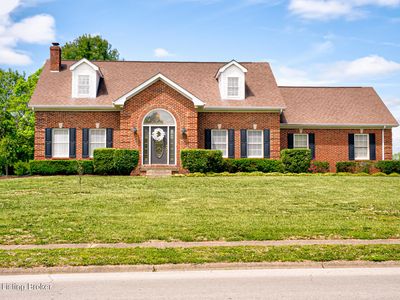 122 Maywood Ave